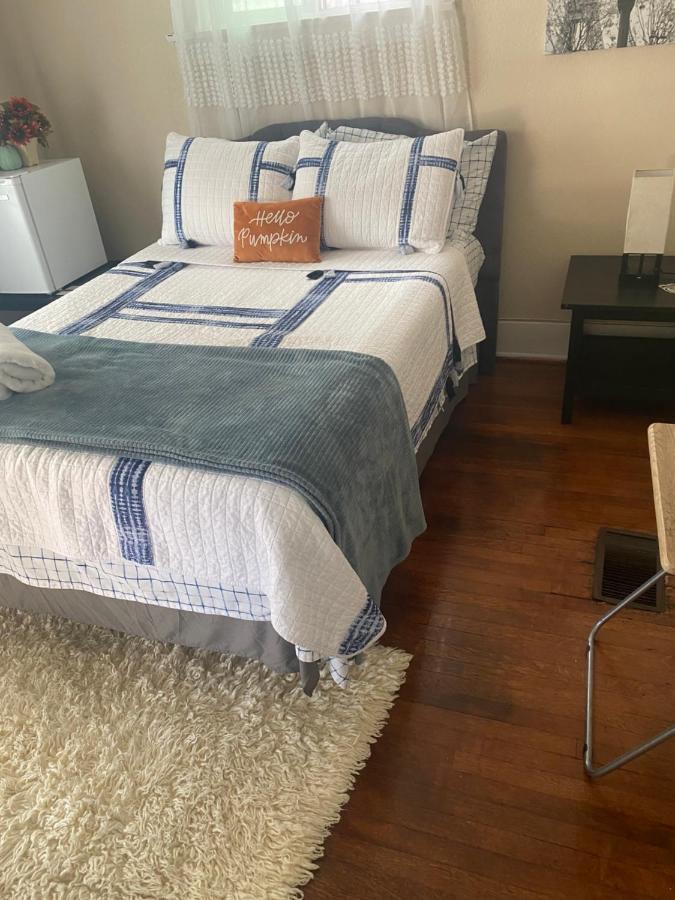 Guest house Peaceful In La Los Angeles
